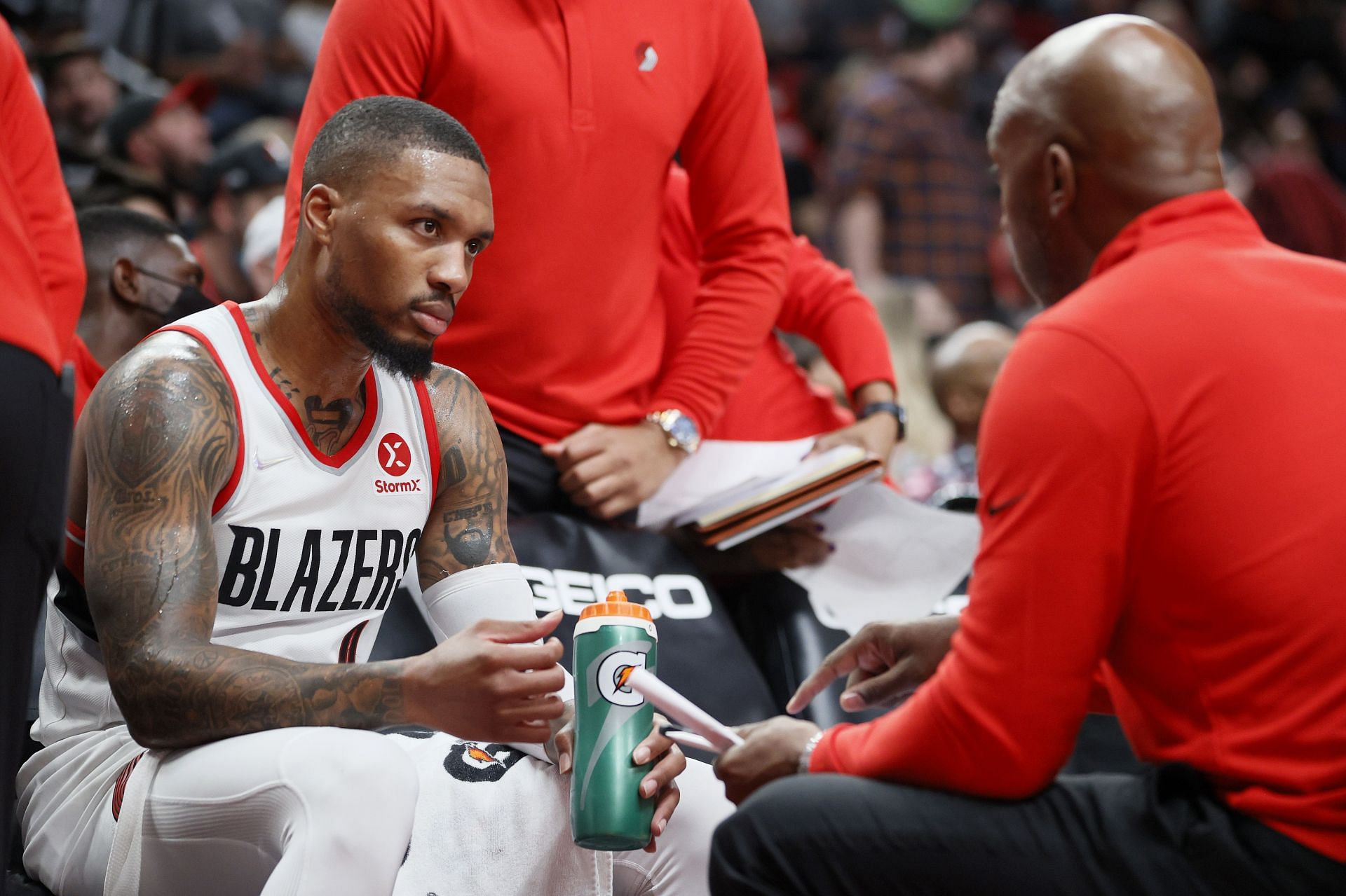 Damian Lillard Desak Manajemen Trail Blazers Ambil Ben Simmons